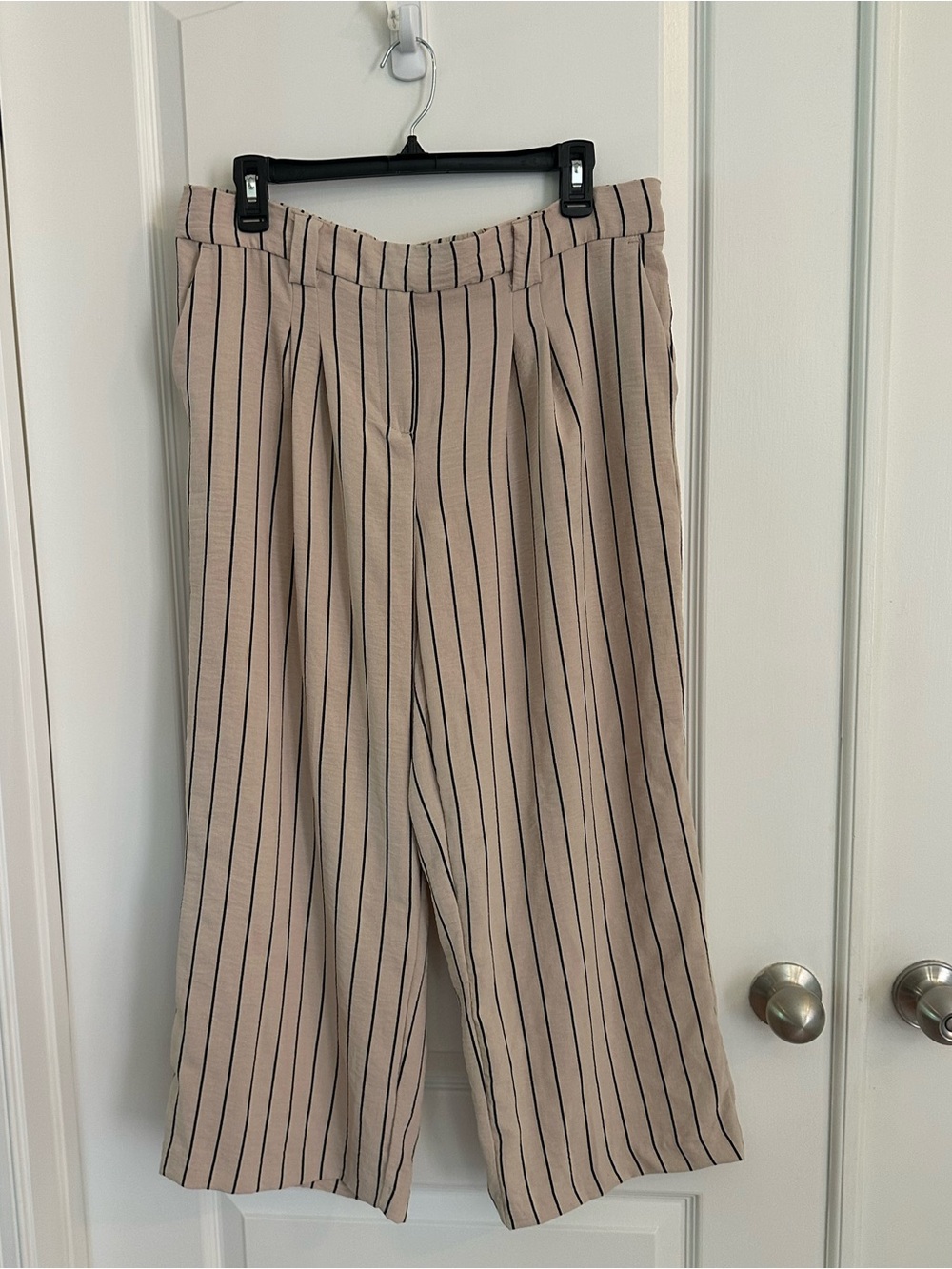 Haver & Blair London striped wide-leg cropped trousers